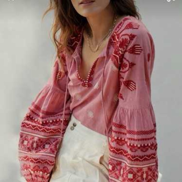 Seen Worn Kept Tops - Anthropologie Seen Worn Kept Embroidered Blouse size 4